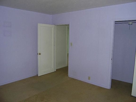 2nd image of 2724 Willamette Pl