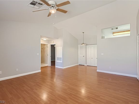 4th image of 731 Anne Ln #65E