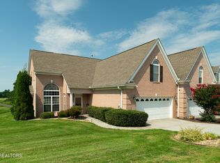 1109 Creekside Village Way, Seymour, TN 37865