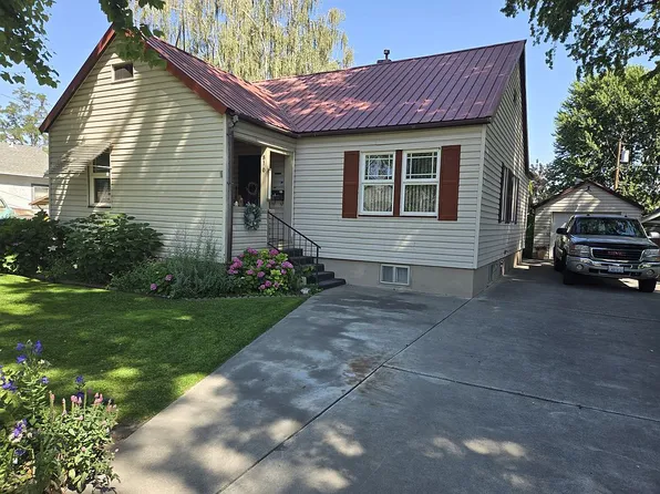 810 W Albany Ave, Kennewick, WA 99336