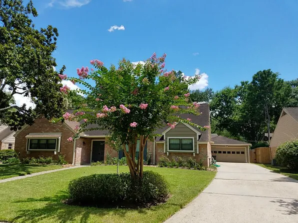5419 Green Springs Dr, Houston, TX 77066