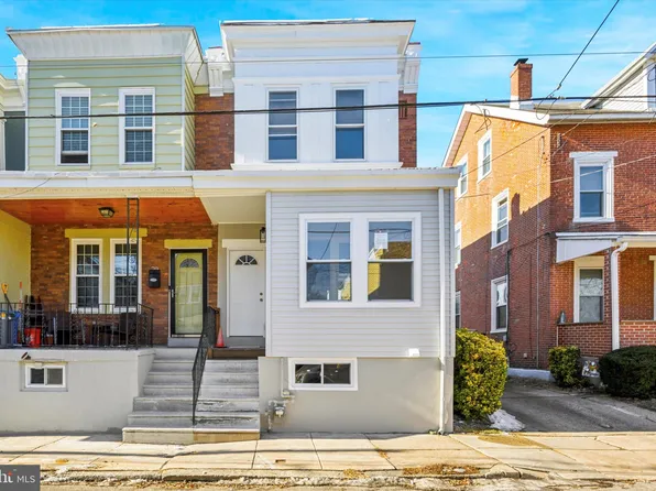 68 Edgemont Ave, Clifton Heights, PA 19018