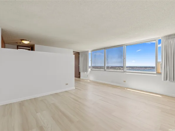 98-288 Kaonohi St APT 3403, Aiea, HI 96701