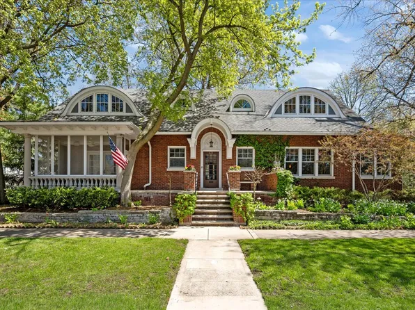 431 Laurel Ave, Wilmette, IL 60091