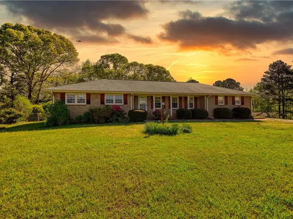 118 Sharon Church Rd, Loganville, GA 30052