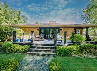 213 S Sunnybank Rd, Saint Joseph, MI 49085