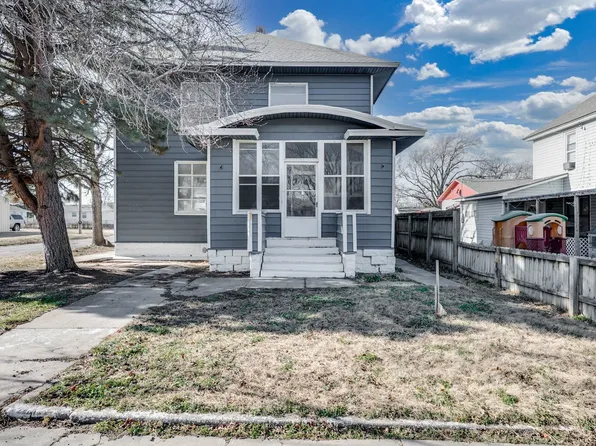 125 N Kansas St, Haven, KS 67543