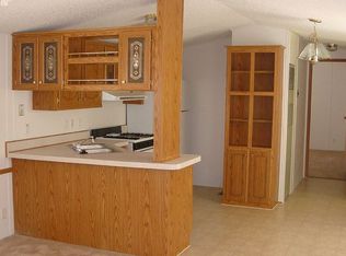 260 S Land Ave TRLR 17, Benson, AZ 85602
