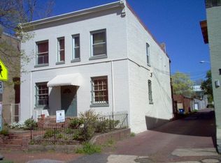 1220 D St SE APT 1, Washington, DC 20003