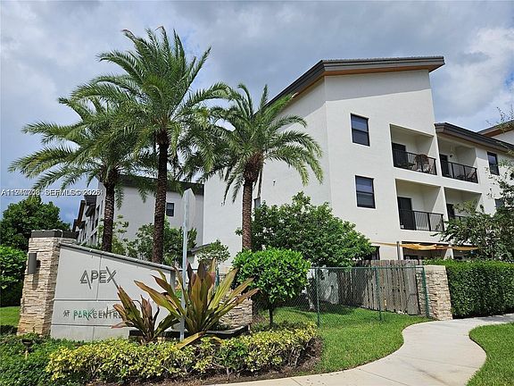 2nd image of 8151 NW 104th Ave #34