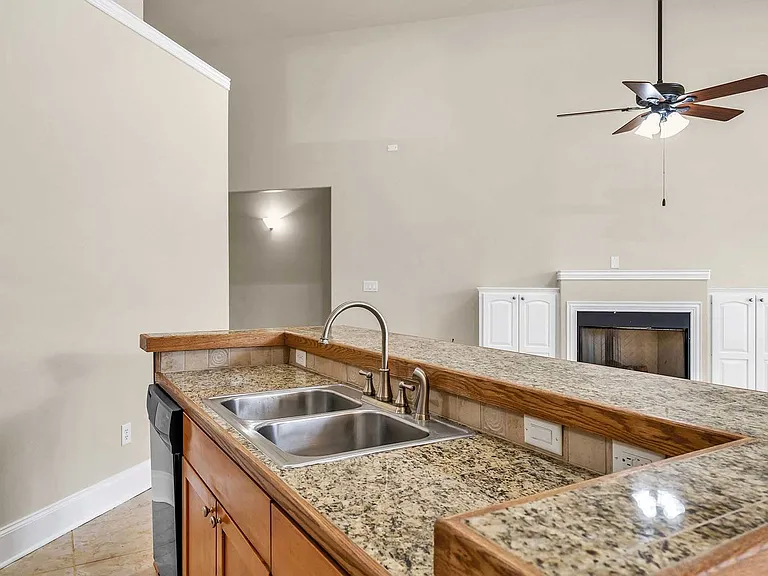 Kara Lynn Place Luxury Homes- ASK ABOUT OUR SPRING MOVE-IN SPECIAL TODAY! — Photo 95
