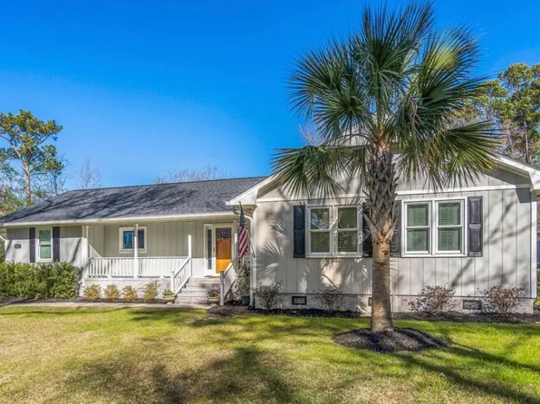 617 Porters Neck Rd, Wilmington, NC 28411