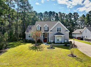 569 S Middleton Dr NW, Calabash, NC 28467