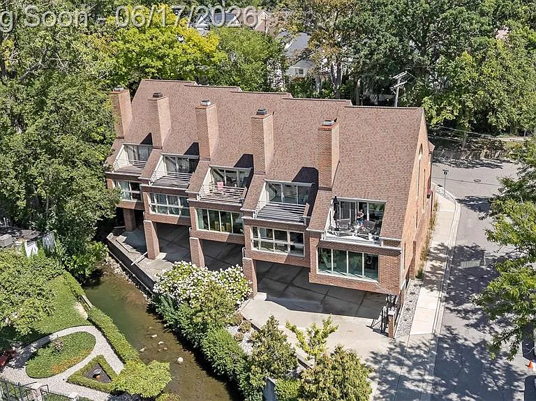 511 Brookside Ave — Photo 24