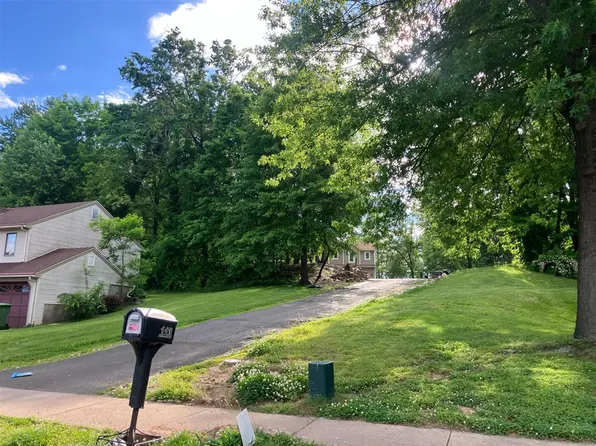 128 Joshua Hl, Windsor, CT 06095