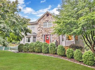 71 Walter Dr, Stony Pt, NY 10980