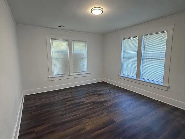 625 N Hollywood St — Photo 6