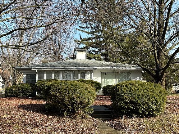 3rd image of 301 Swisher Ave