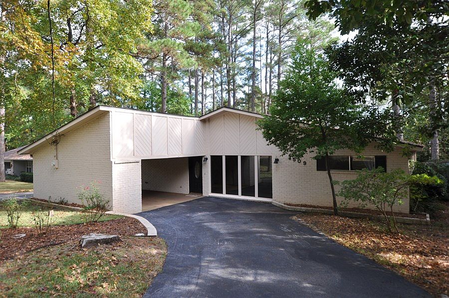 1st image of 1509 Tanglewood Dr E