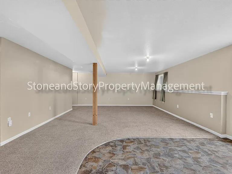 6926 SW 17th St — Photo 24