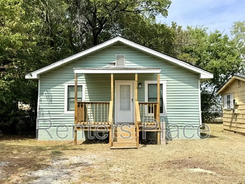 903 N Owalla Ave