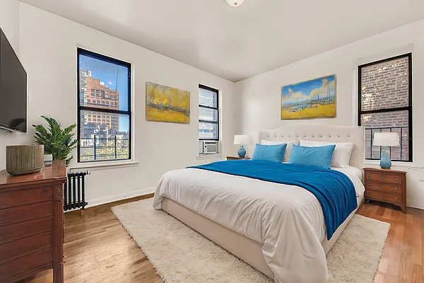 Rented by REAL New York | media 7