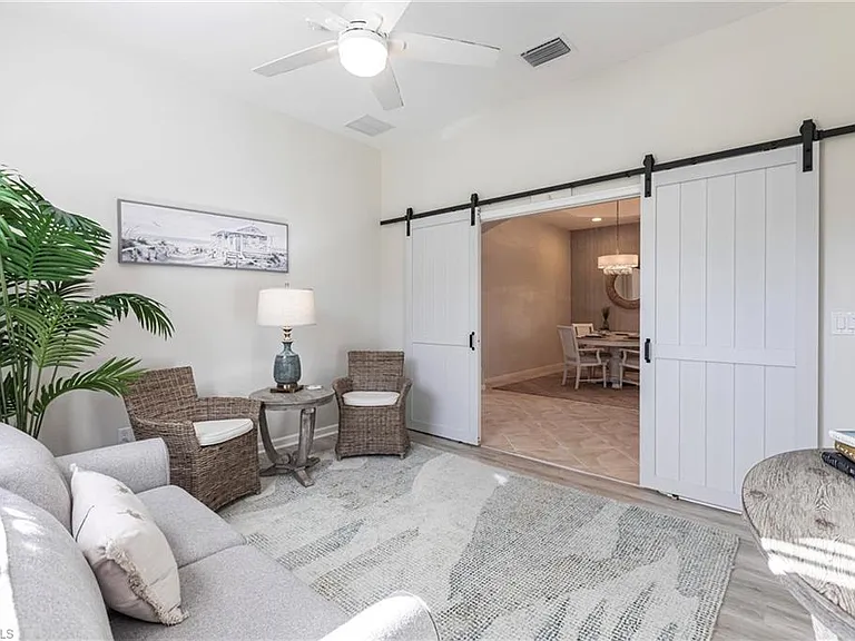 3920 Lakeview Isle Ct — Photo 26