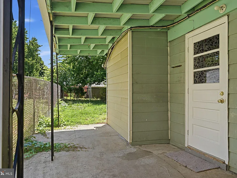 424 N Bentz St — Photo 23