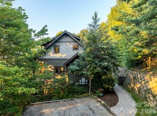 875 Creston Dr, Black Mountain, NC 28711