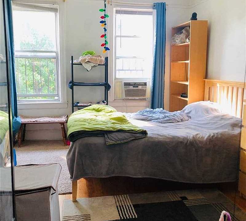 1st image of 3263 47th St