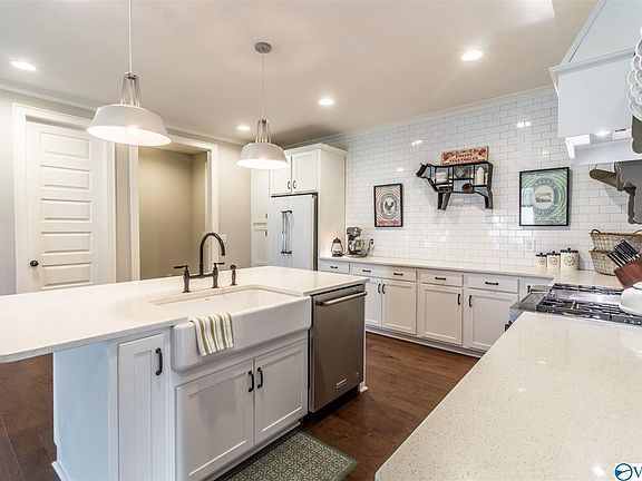 4th image of 2802 Caldwell Creek Lane