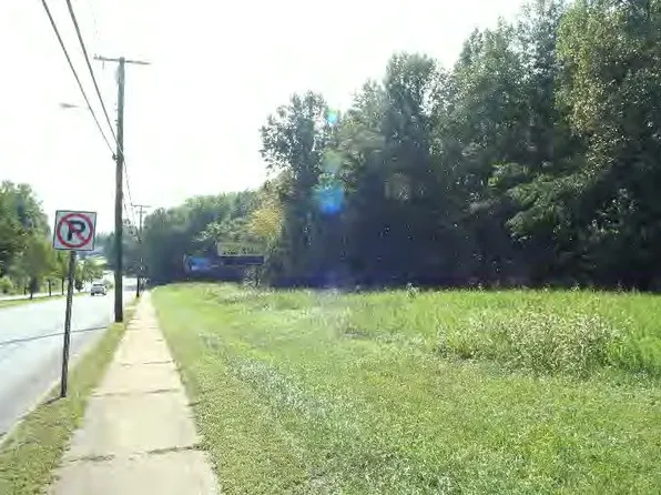 1102-5 Church St, Martinsville, VA 24112