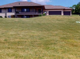 21448 Wolfe Run Ln, Galesville, WI 54630