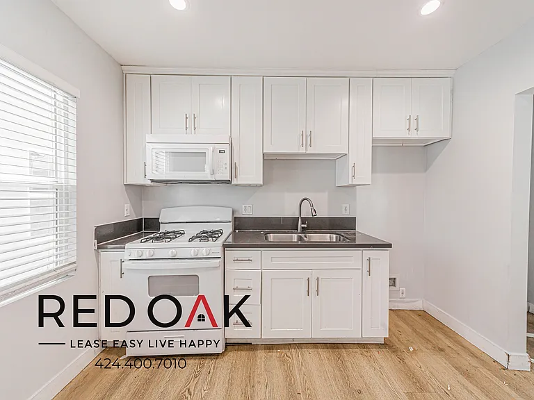 6433 S Victoria Ave #6433 — Photo 12