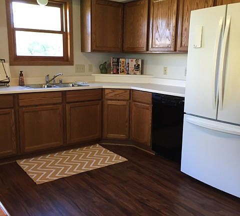 5th image of 1616 N Grandview Blvd