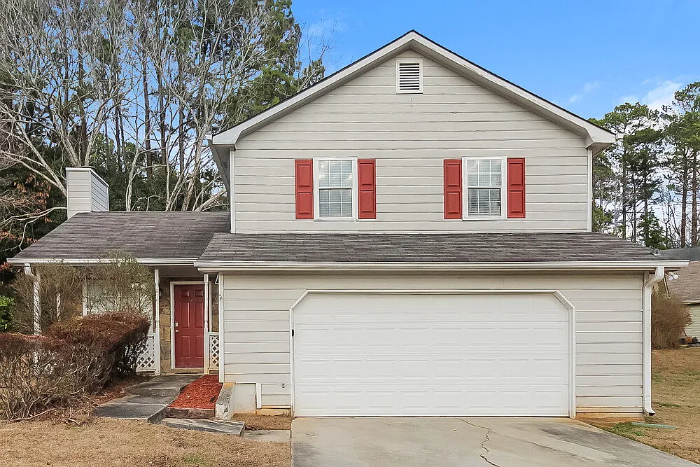 3 bed, 2.0 bath, 1384 sqft, $2,460 — Photo 1