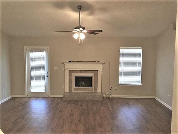 4th image of 11173 Coldfield Dr