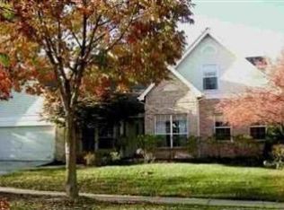 16722 Chesterfield Manor Dr, Chesterfield, MO 63005