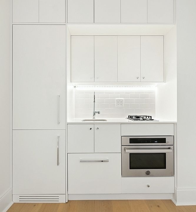 1st image of 225 W 23rd St APT 4D