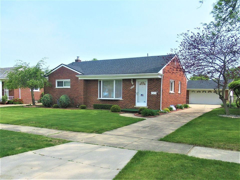 1st image of 28897 Hathaway St