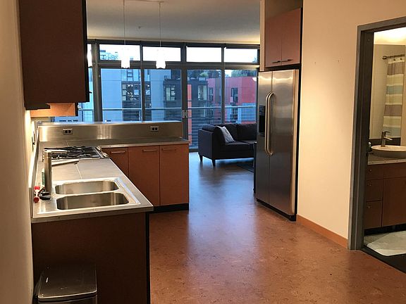 4th image of 1414 12th Ave Unit 518