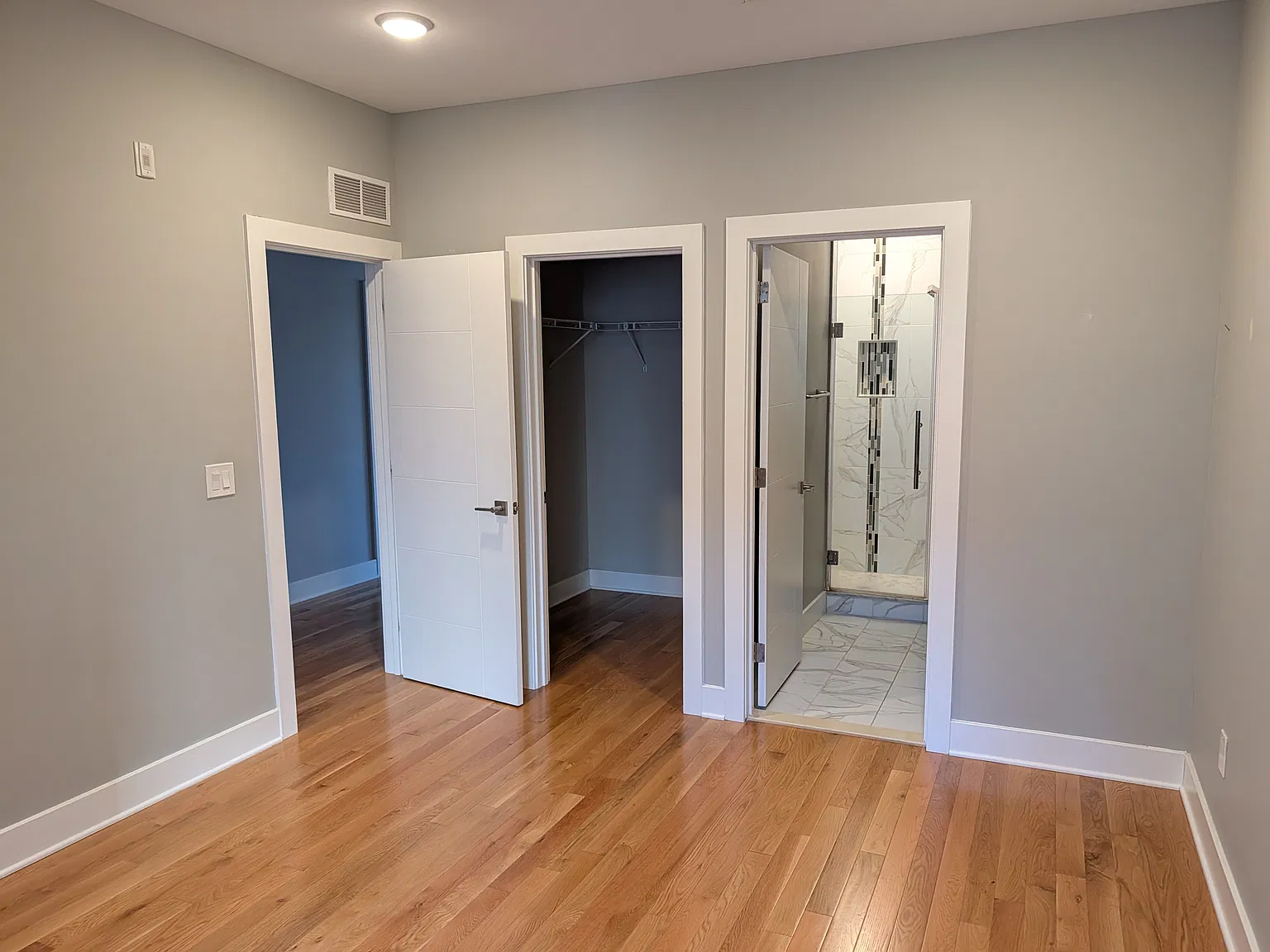 2 bed, 1300 sqft, $2,000 — Photo 4