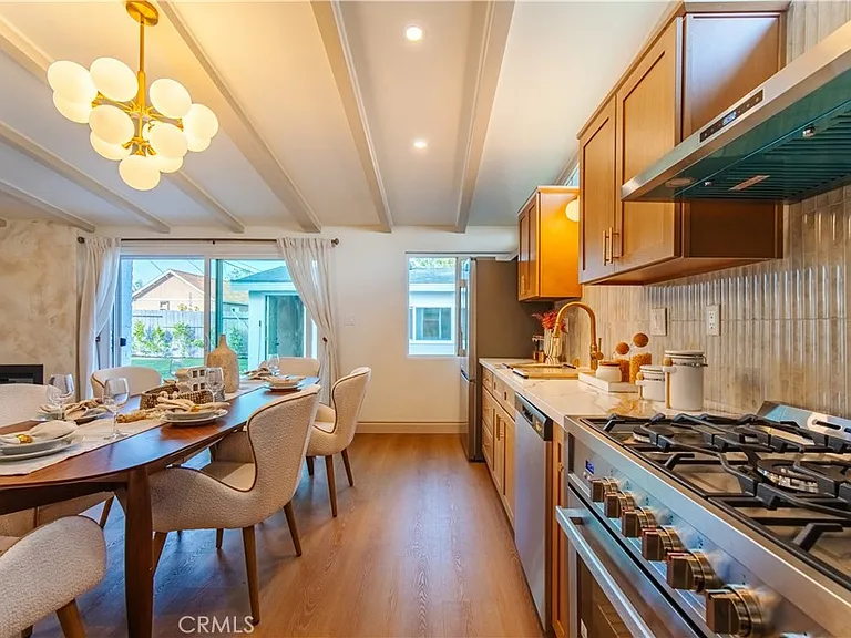 236 Mission Dr — Photo 10