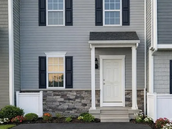 123 Holstein Dr #161, Hanover, PA 17331