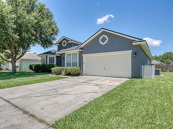 3rd image of 2211 Gardenmoss Dr