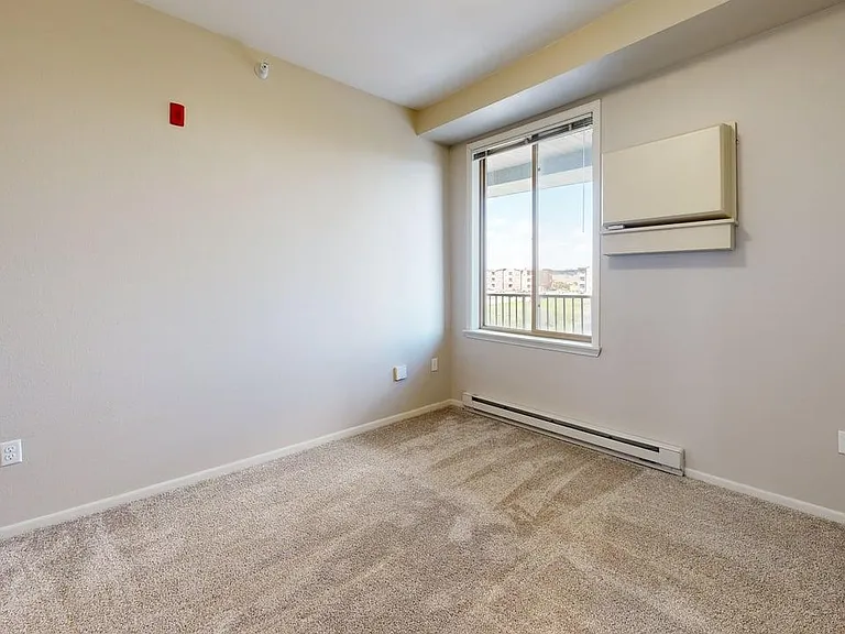 Eagle Crest Apartments — Photo 16