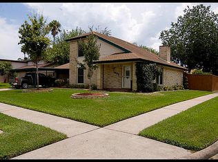 1402 Taft Dr, Deer Park, TX 77536