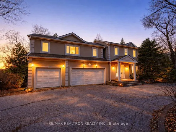 142 Hillsview Dr, Richmond Hill, ON L4C 1T2