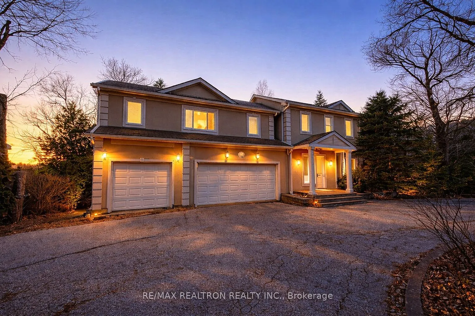 142 Hillsview Dr photo 1