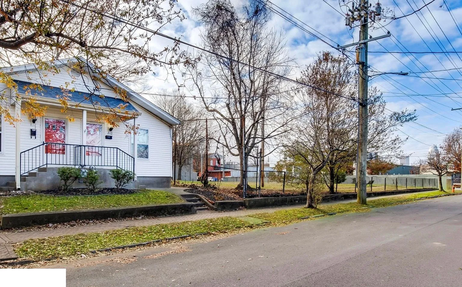 Live in the Heart of It All 2BR Duplex with Skylights & Outdoor Space! — Photo 2